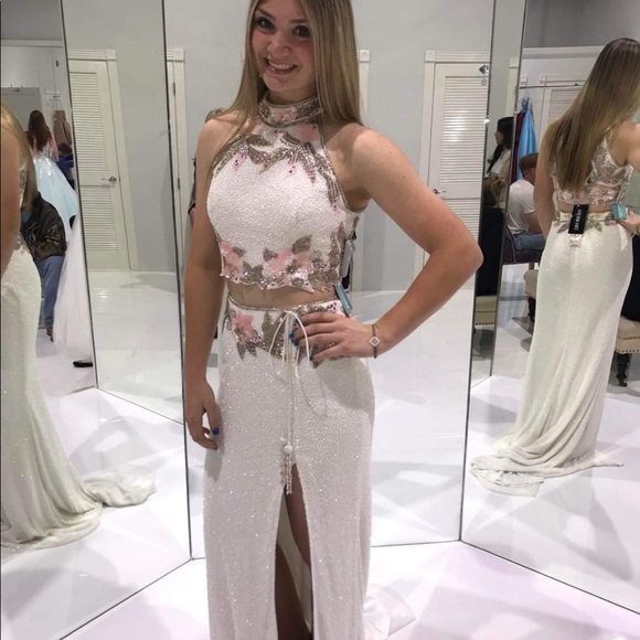 Beautiful prom dress. Worn once (4 hours). Beaded. Smoke free home. - Picture 7 of 10